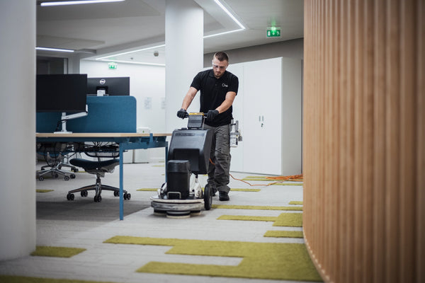 Nettoyer une moquette efficacement : le guide complet – Orak